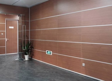 Wooden partition wall