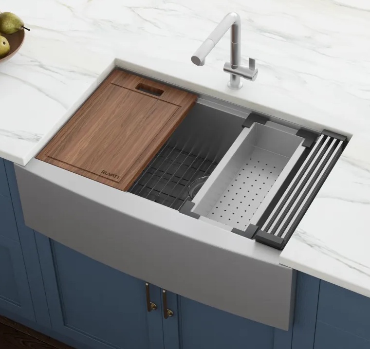 Sink With Integrated Workstation