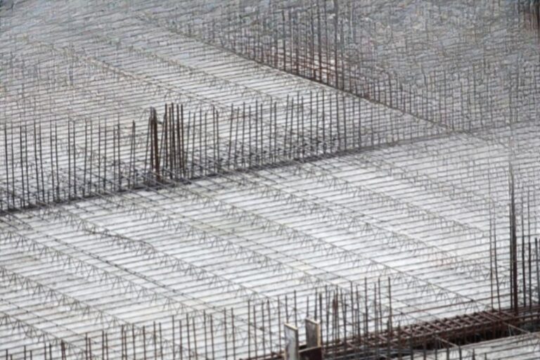 pouring-concrete-in-cold-weather-explained